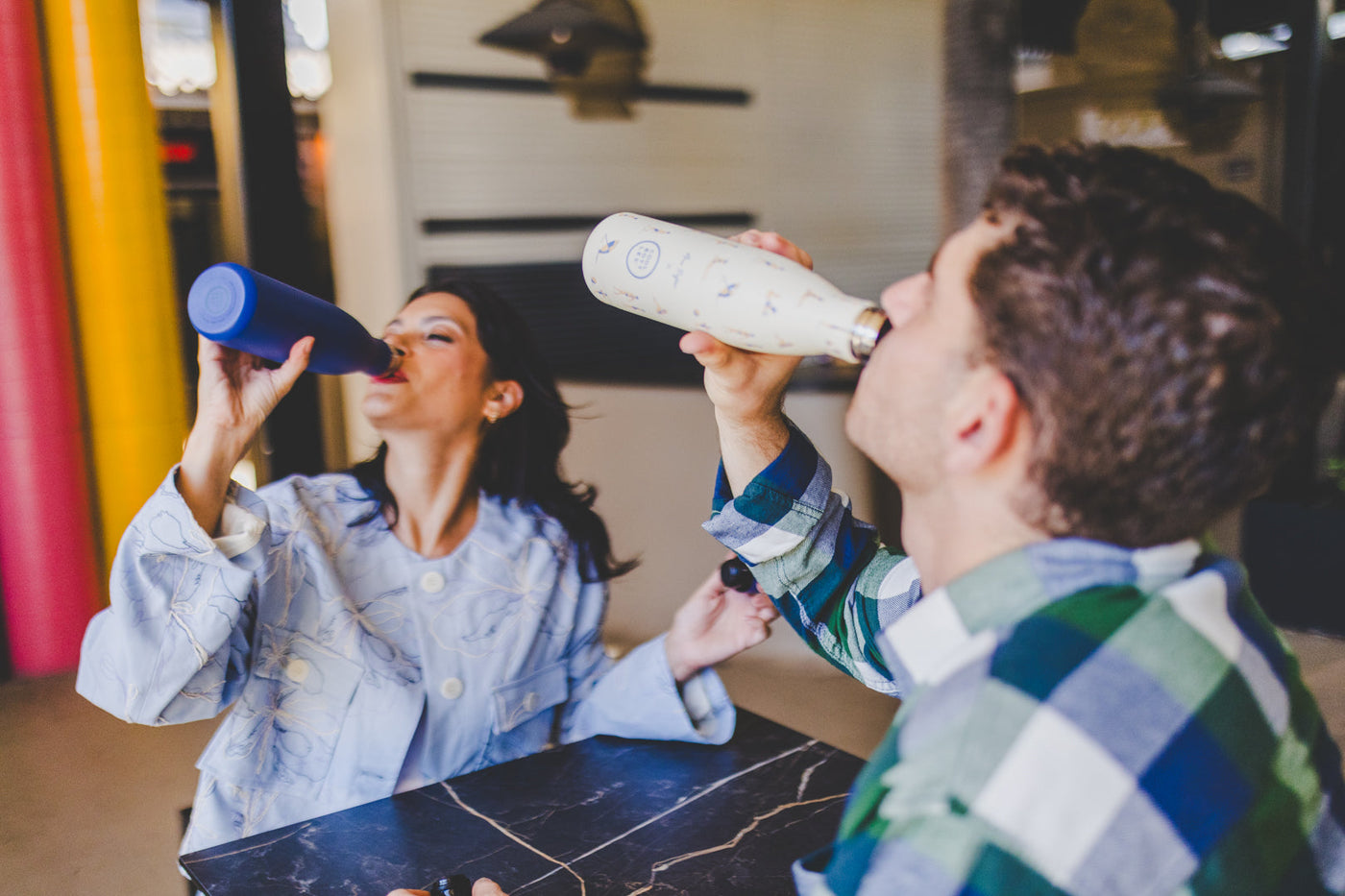 5 señales de que necesitas beber más agua