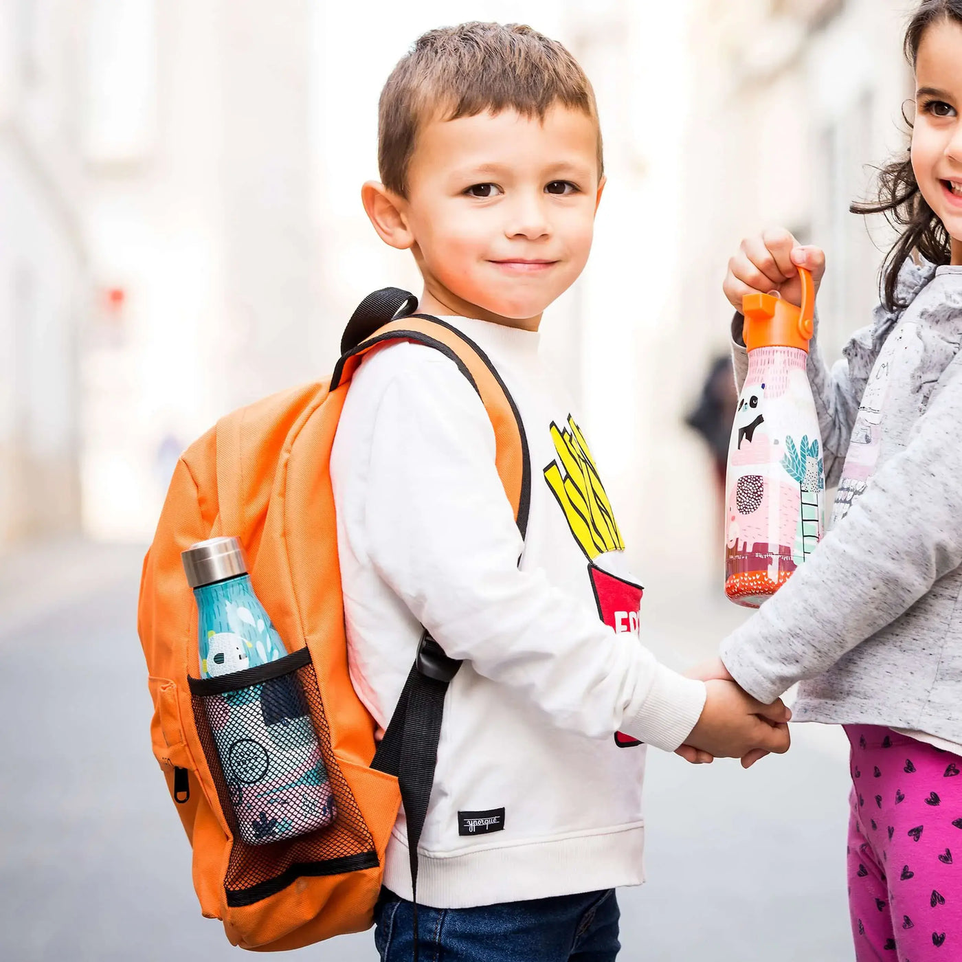 Reusable water bottles for Kids - Cool Bottles
